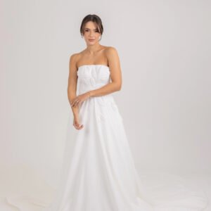 b0108-mariana3-1706x2560