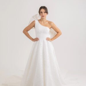 b0115-elana3-1706x2560